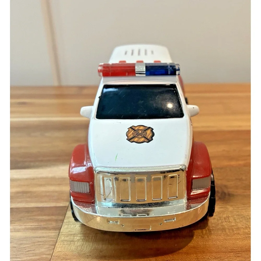 Tonka Fire Rescue Truck SUV Lights Sounds 7